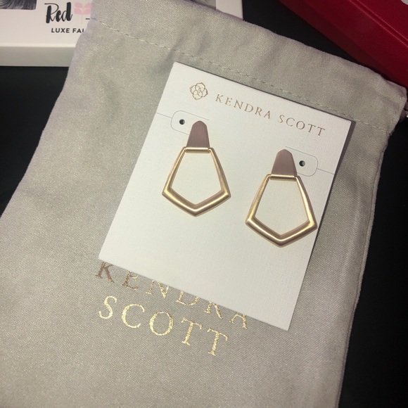 New Kendra Scott Paxton Gold Plated Hoop Earrings New Kendra Scott Paxton Gold Plated Hoop Earrings